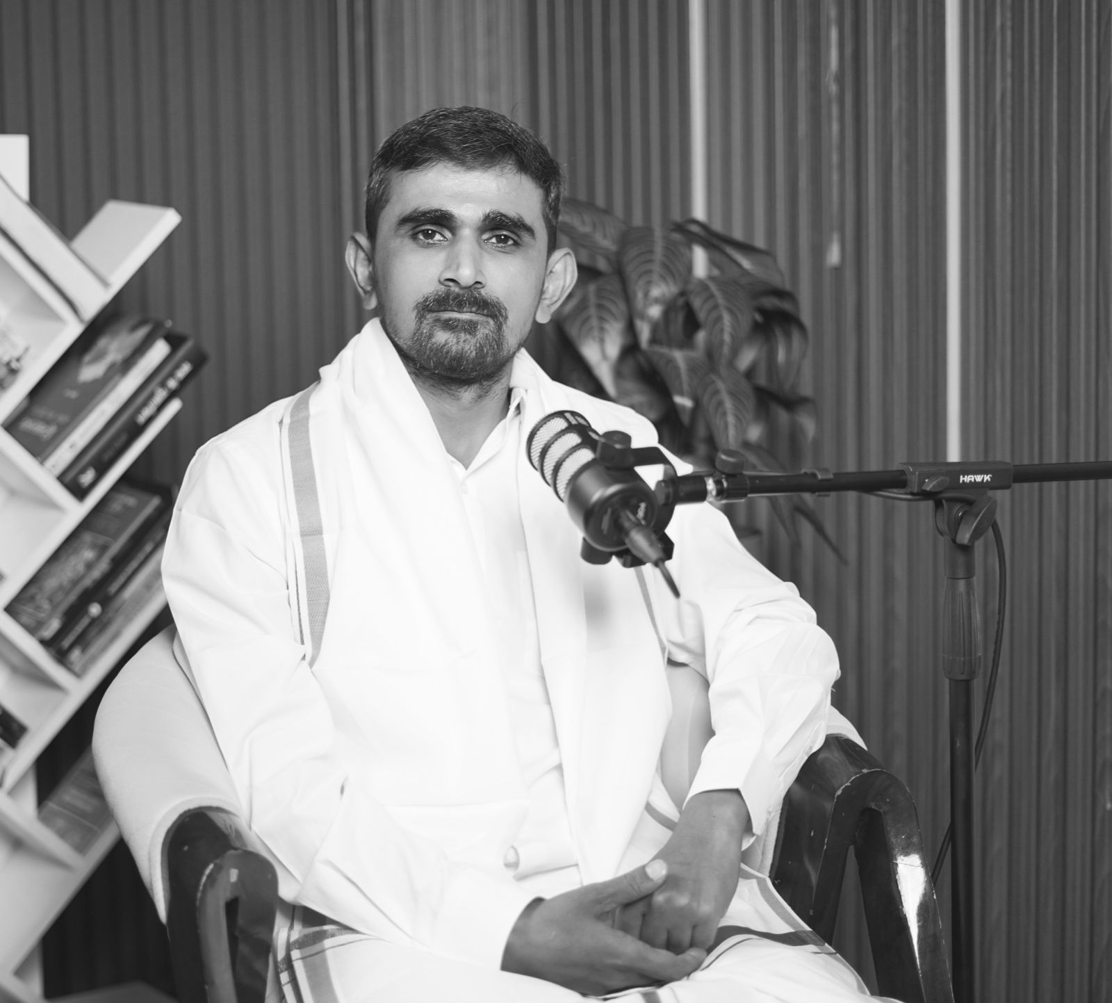 Portrait of Shree Pratik Ji, founder of Guruadesh